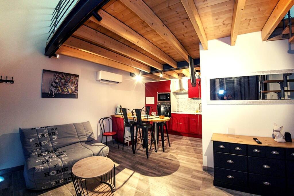 شقة Le Clos De Tanvol 2 -Parking Gratuit- Climatisation-Terrasse فيارْيا المظهر الخارجي الصورة